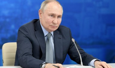 Élections présidentielles russes : une victoire écrasante grâce au soutien occidental
