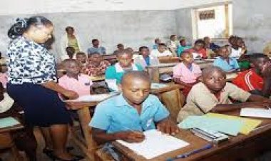 Absentéisme Enseignant : Un Défi Majeur pour l'Éducation au Cameroun