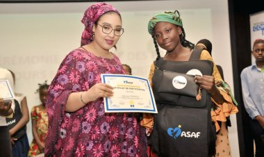 Eran Moas et la Fondation ASAF Cameroun récompensent jeunes écrivains